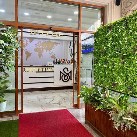 Maris Hotel Baku Exteriör bild