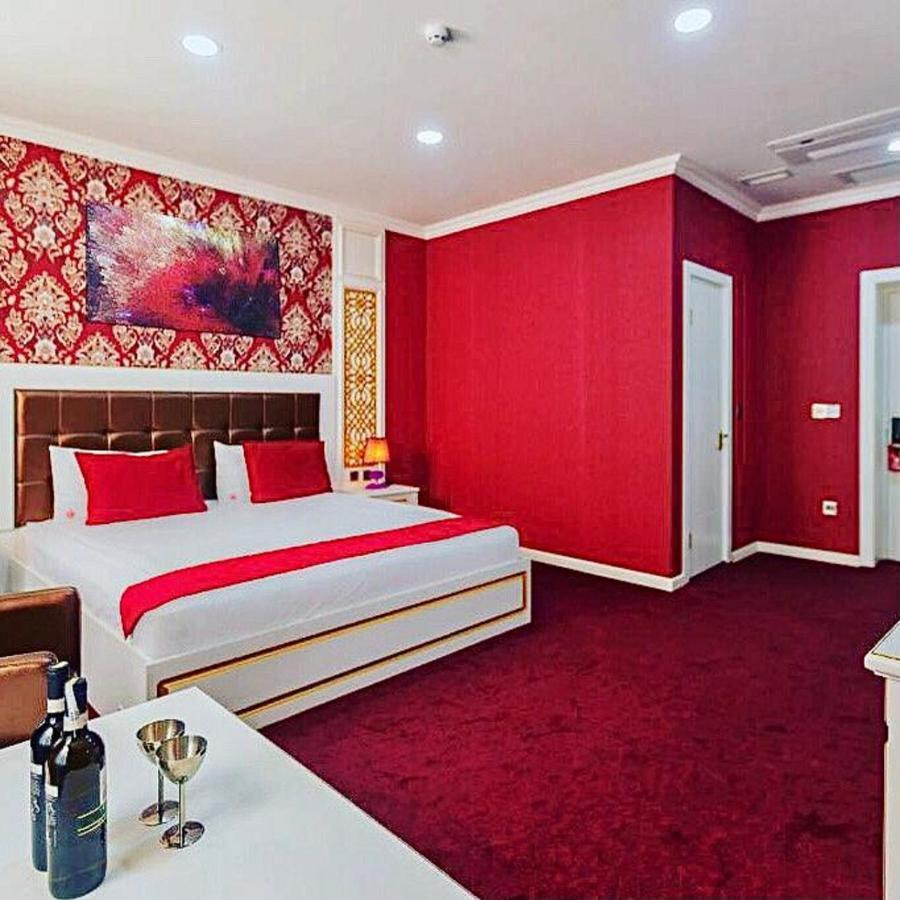 Maris Hotel Baku Exteriör bild