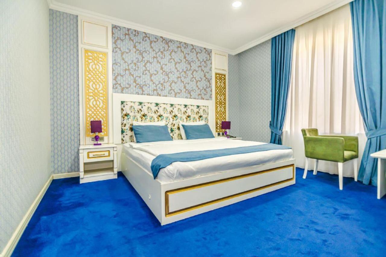 Maris Hotel Baku Exteriör bild