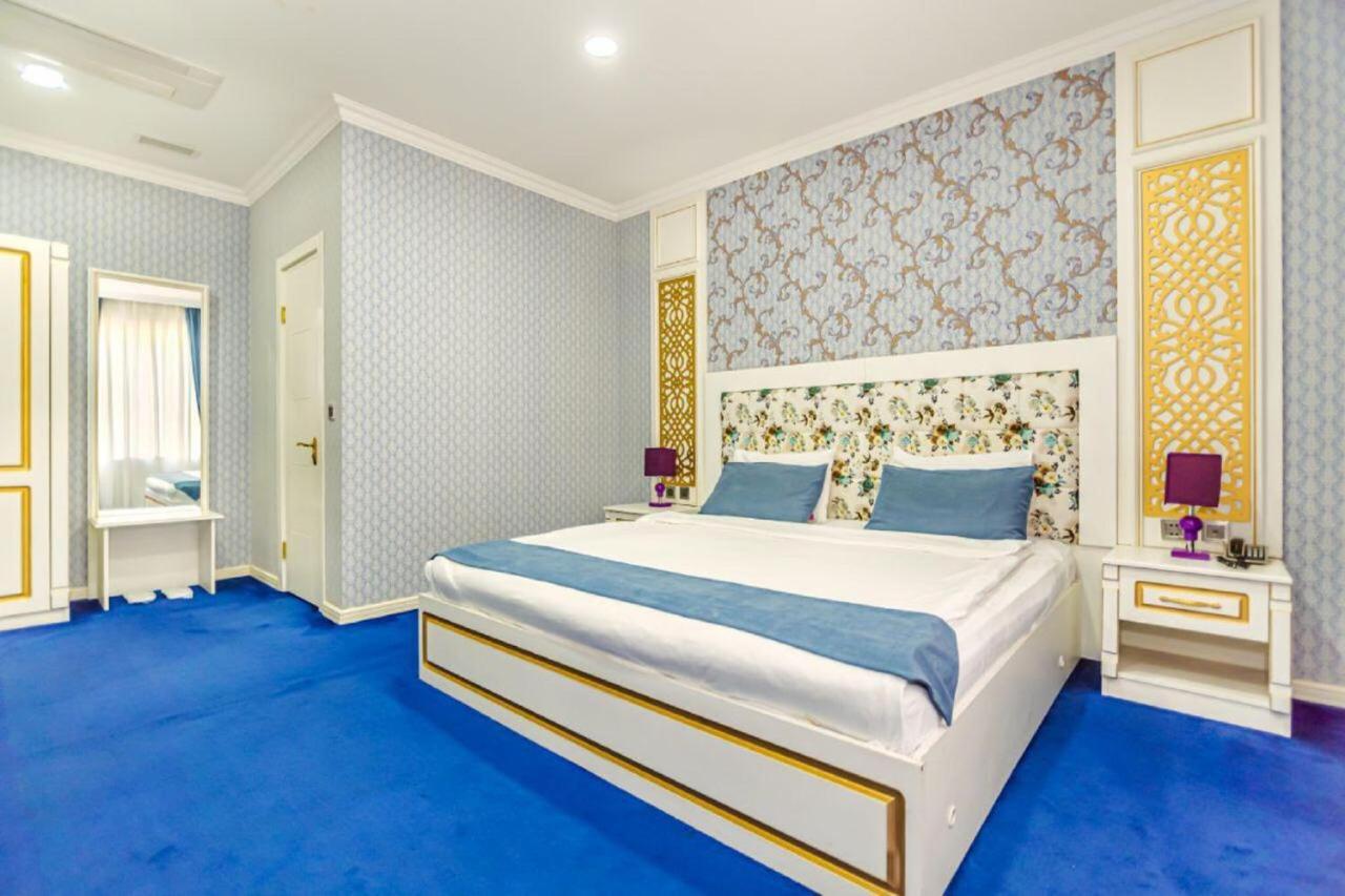 Maris Hotel Baku Exteriör bild