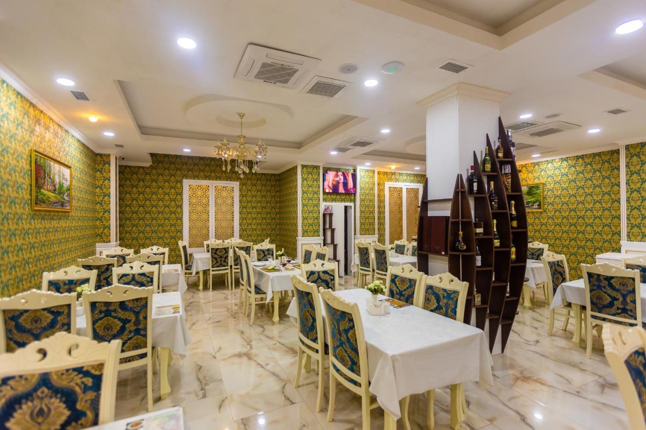 Maris Hotel Baku Exteriör bild