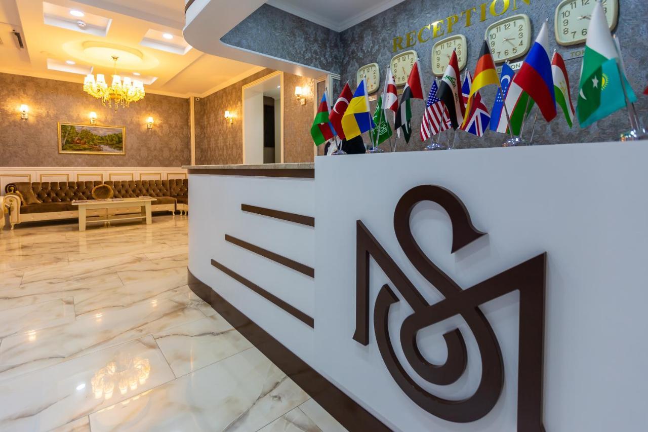 Maris Hotel Baku Exteriör bild